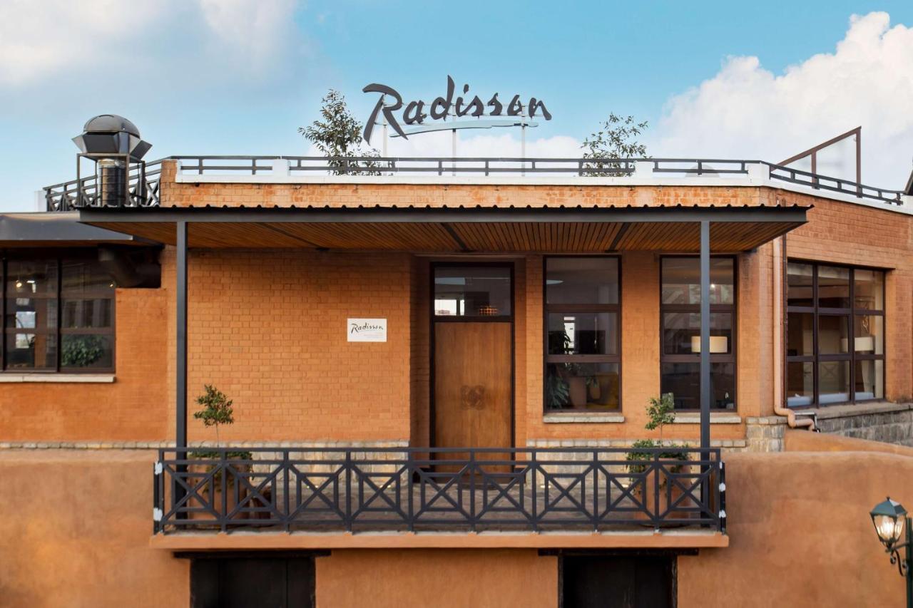 Radisson Hotel Antananarivo Waterfront Exterior photo